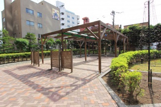 札幌市　中央区　ガーデンリフォーム　ホテルのガーデンを雨でも使えるスペースに　札幌東急リフォーム株式会社