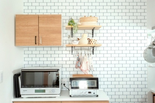 キッチン本体と同シリーズで揃えた収納は細かく使い勝手を考えてセレクト