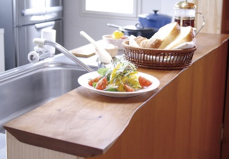 桜材のカウンター