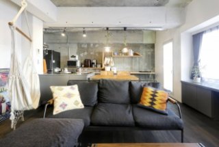 札幌市の中古マンション＋リノベーション実例　インダストリアル　ＤＩＹ　土間収納　株式会社北王 リフォーム事業部　ＲＥＬＩＦＥ