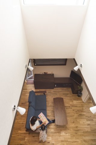 日に日に大きくなっていく子供たちがのびのびできるマイホームがほしい。しかも気に入った立地で、できるだけ購入価格を抑えて……けっして欲張りな願いではありません。中古住宅を買ってリノベーション（もしくはフルリフォーム）すれば、十分に実現可能です