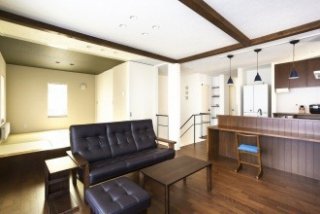 解消したい暮らし心地への不満、かならず実現したい住まいの夢、リフォームの＜ニーズ＞と＜ウォンツ＞、16の代表例をピックアップしてみました。あなたにも、どれか当てはまる項目があるはず。満足できる住まいに暮らす人は知っています。計画も、実行も、思い立った時が大切と。