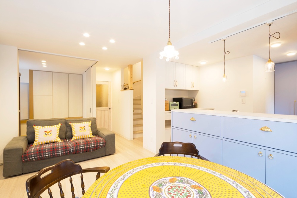 ペンダントライトなどは、ちょっとアンティークな雰囲気がお好きな奥さまの見立て