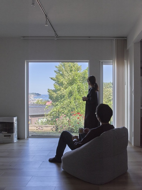 リビングの窓を大きくしたので、眺望も楽しめます