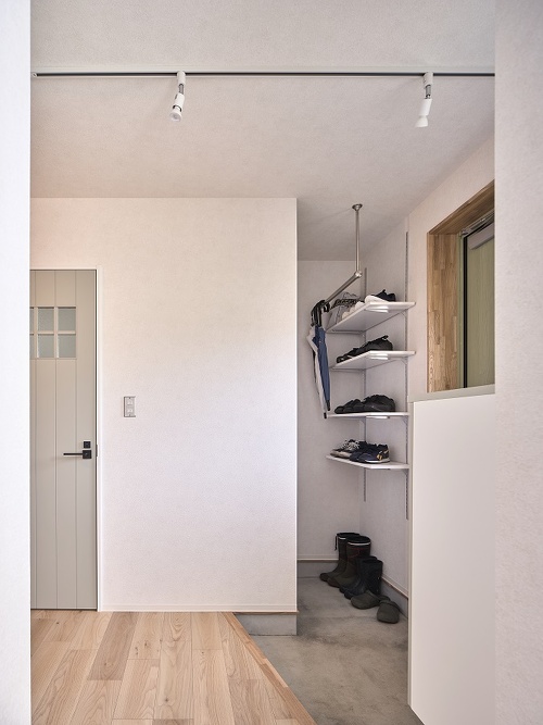 オープンな土間収納もとても重宝しています