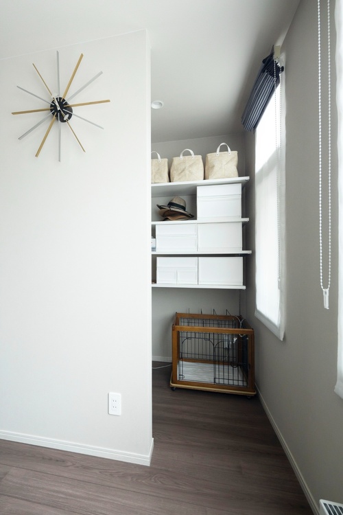 1階には収納も兼ねた愛犬スペースも作りました