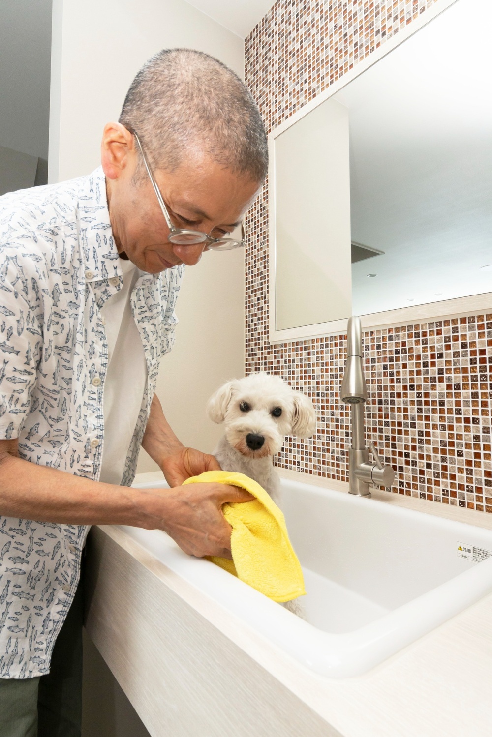 散歩の後の足洗にも便利に使える洗面スペース