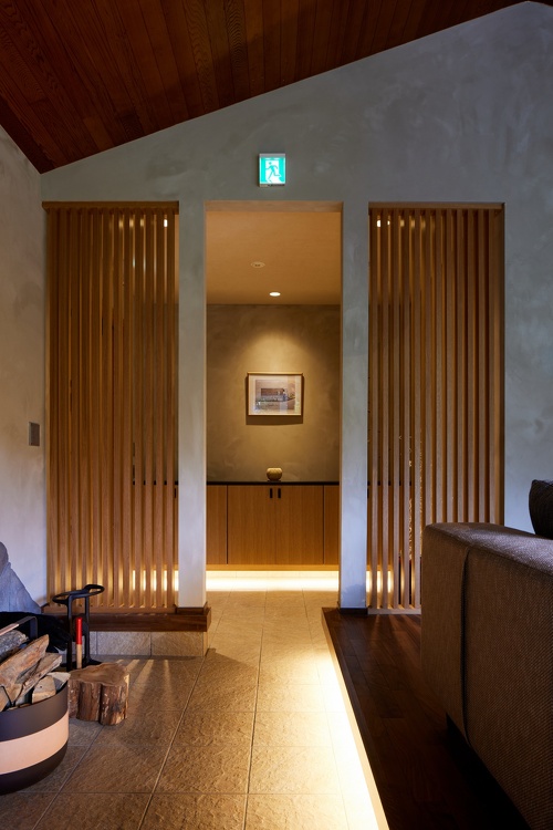 リノベーションモデルハウス＆ショールーム【ミックステラス】_ゆったりとした玄関