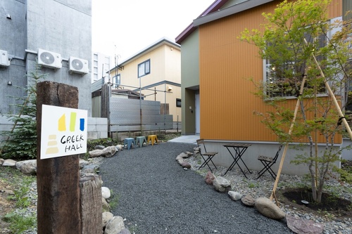 音楽ホールのある家_戸建て中古リノベーション_アルティザン建築工房_札幌のクリークホール入口