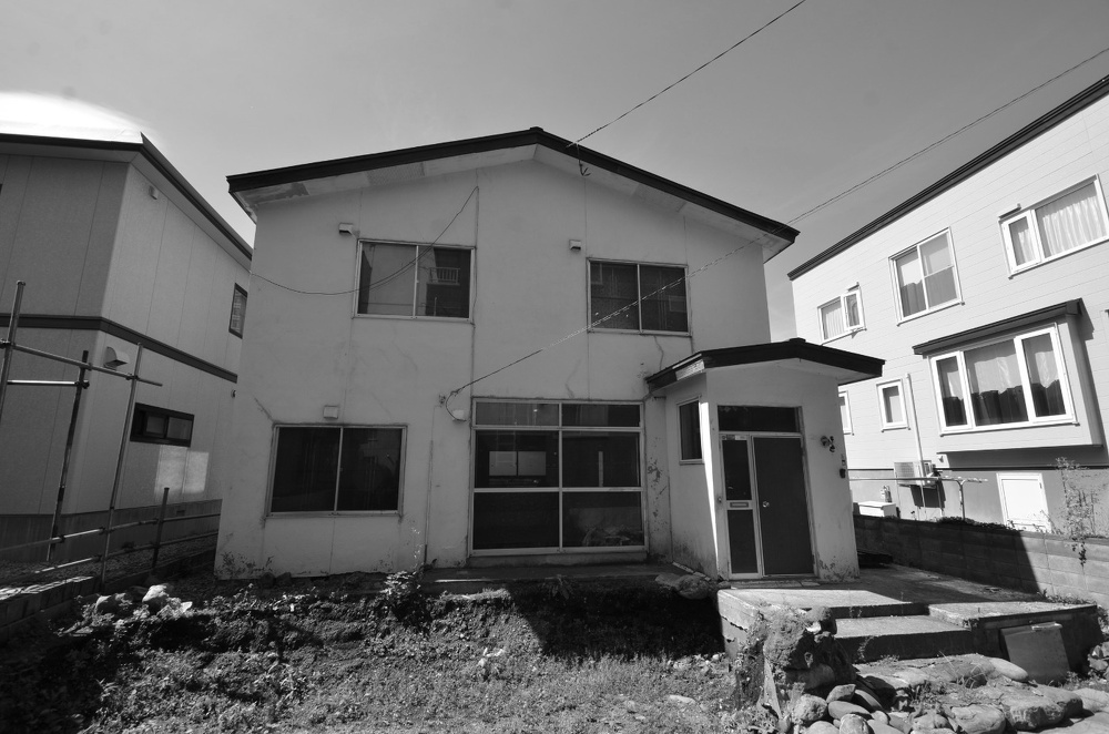 音楽ホールのある家_戸建て中古リノベーション_アルティザン建築工房_外観Before