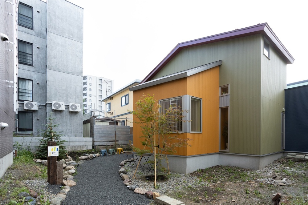 音楽ホールのある家_戸建て中古リノベーション_アルティザン建築工房_高い断熱性能にすることで古参さーとの音もほとんど外に漏れません