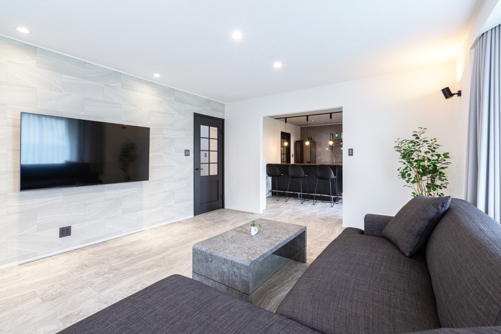 リファイン美園施工事例_実家リノベーションのリビング