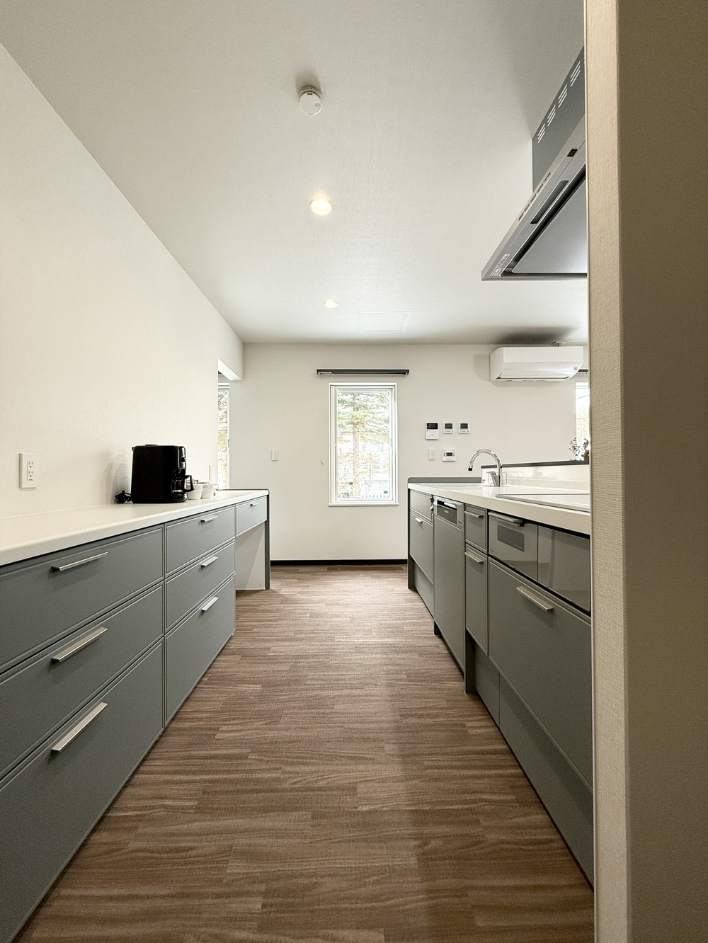 札幌｜リノベーション施工会社｜竹内建設リノベーション事業部_2階建ての実家を平屋にリノベーション完成見学会_キッチンイメージ