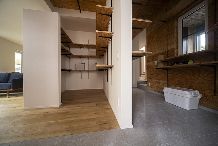 さらに住み継ぐ三五の家リノベーションモデルハウス 玄関