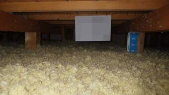 実家を性能向上2世帯リノベーション完成見学会_天井の断熱改修②